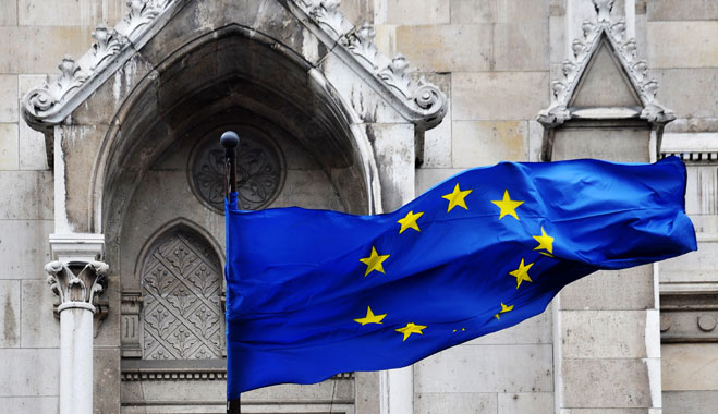 The harmonisation of banking in Europe A look at how growth in cross-border banking and the centralisation by banks of key business functions are the main market trends affecting banking supervision in Europe today