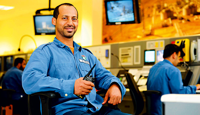 Oman LNG employee