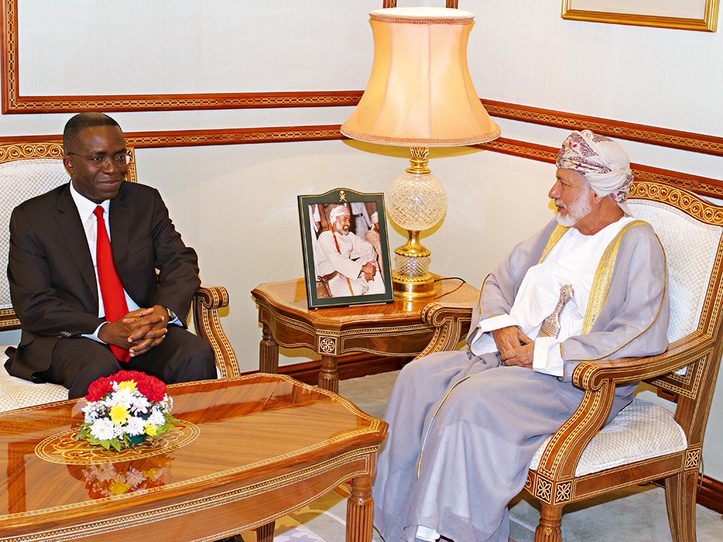 Democratic Republic of Congo Prime Minister Matata Ponyo (l) meeting with Oman Foreign Affairs Minister Yusuf Bin Alawi Abdullah