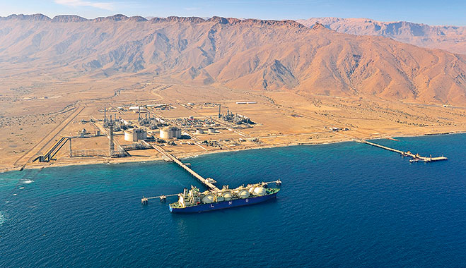 اقتصاد عمان روی ریل توسعه 