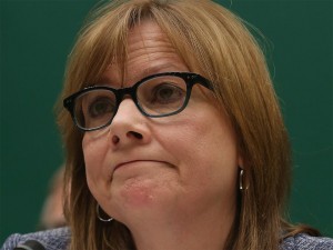 GM's chief executive Mary Barra has apologised for the company failing to rectify a switch defect in its vehicles that has been linked to 13 deaths