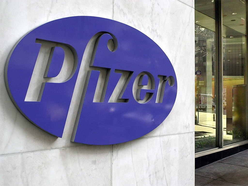 Pfizer, one of the world's largest drugs manufacturers, has made its intentions to buy out AstraZeneca known. It is thought that the public declaration is designed to make the latter's shareholders pressure its board to accept an offer