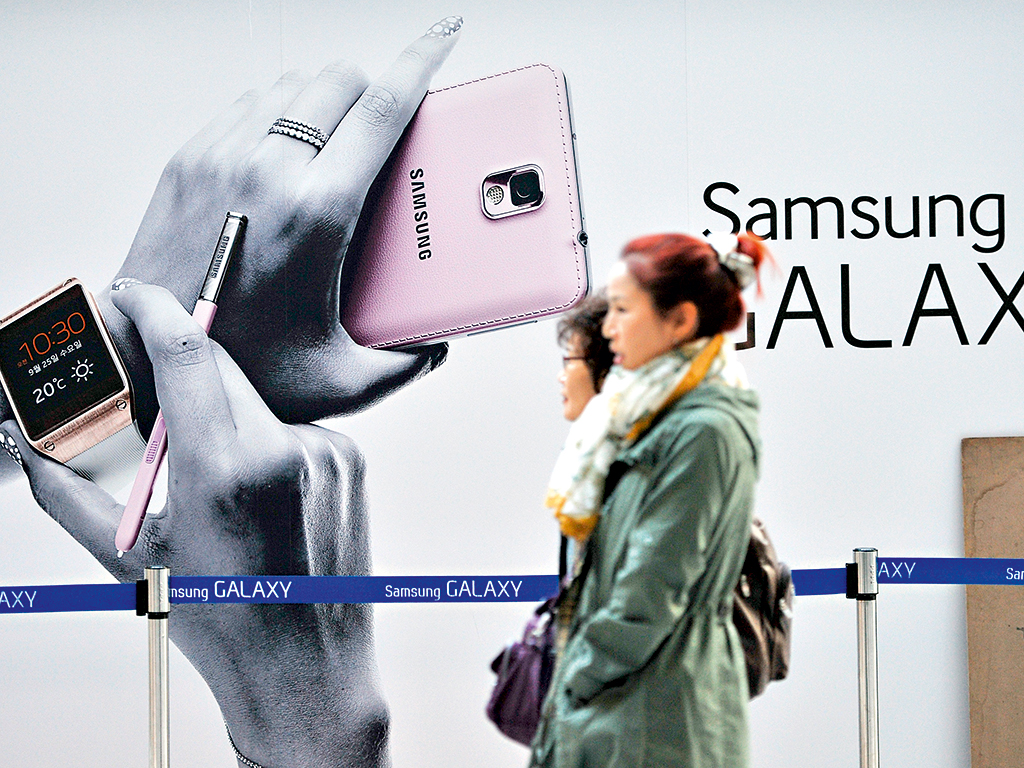 Внезапно появилась реклама на телефоне. Реклама Samsung. Реклама телефона. Реклама про телефон Samsung. Смартфоны Samsung реклама.