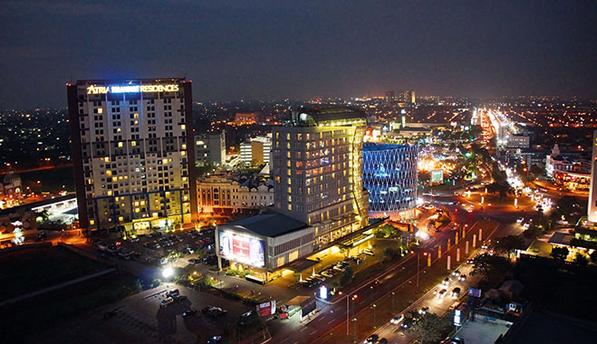 Gading Serpong. The township has become one of the busiest business centres in Tangerang