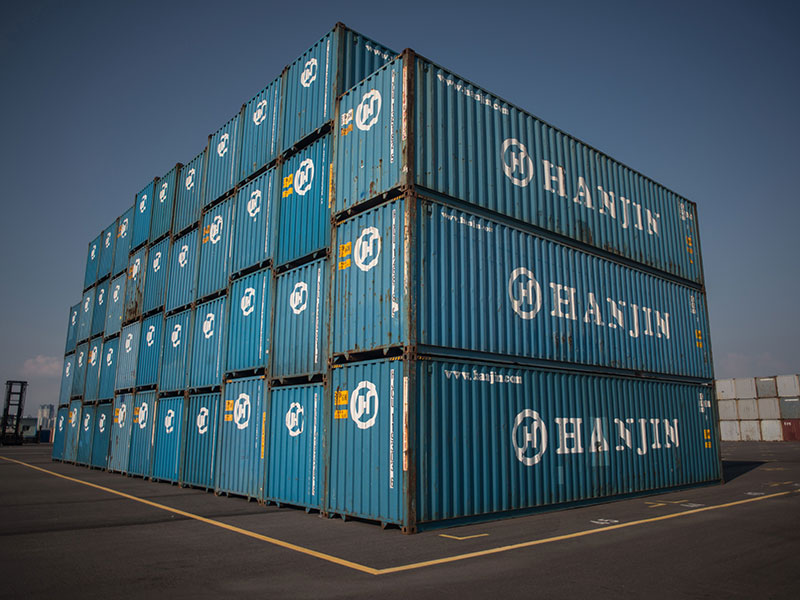 South Korea's struggling shipping giant Hanjin Shipping will close all of its European operations from this week