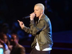 US start-up Royalty Flow has announced that it plans to make it possible for the public to invest in part of rapper Eminem’s song catalogue