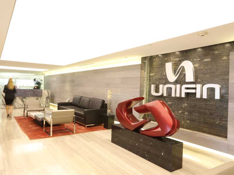 A leading independent leasing company, Unifin's main business is operating leasing for different types of machinery and equipment, transportation vehicles and other assets
