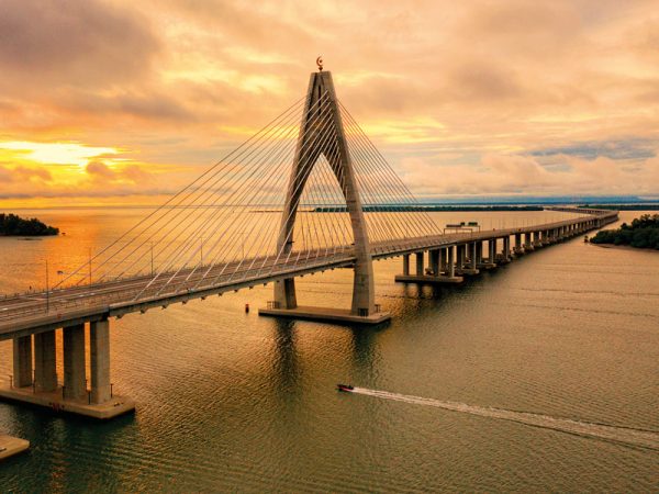 Shining light leading the way in Brunei's banking industry - Vimarsana News